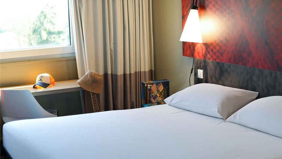 Ibis Caen Porte D'Angleterre Room