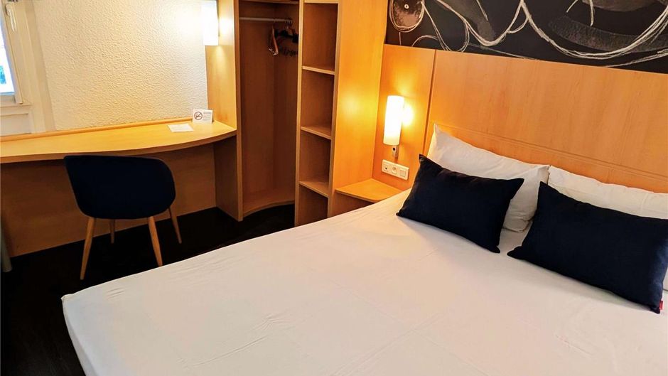 Ibis Hotel Grenoble Room