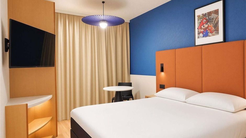 Ibis Lyon Est Bron Room