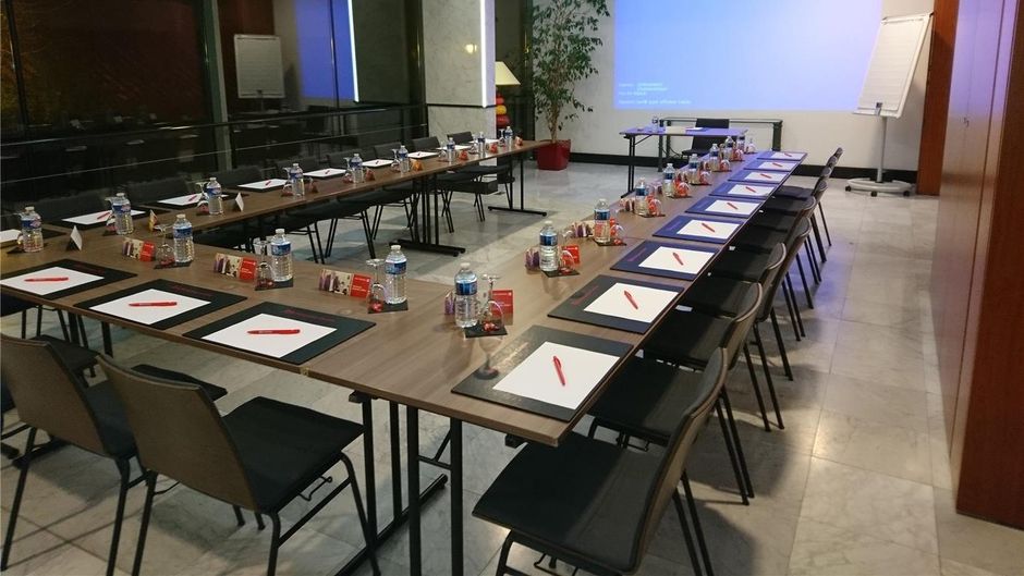 Ibis Perigueux Centre Meeting
