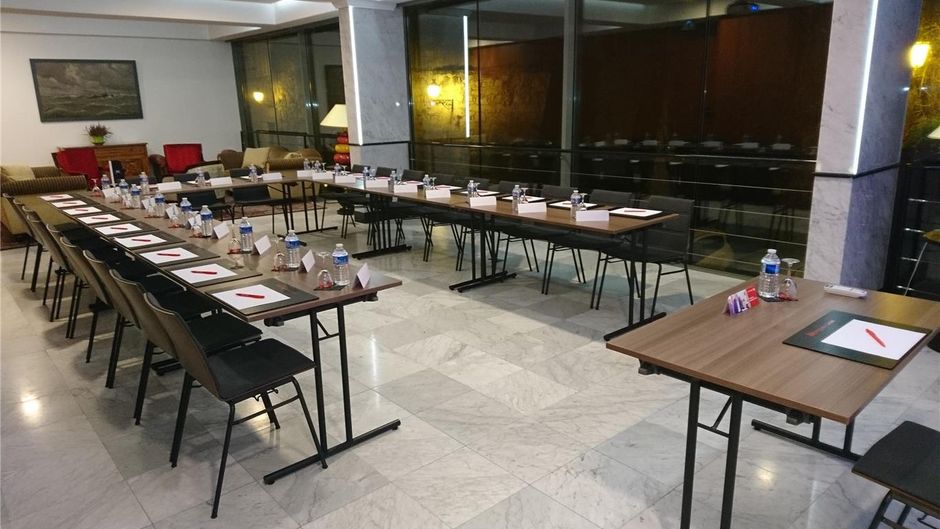 Ibis Perigueux Centre Meeting