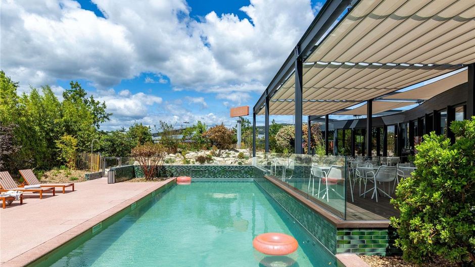 Ibis Hotel Valence Sud Pool