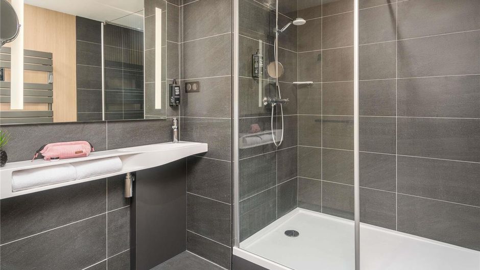 Ibis Hotel Villefranche sur Saone Room
