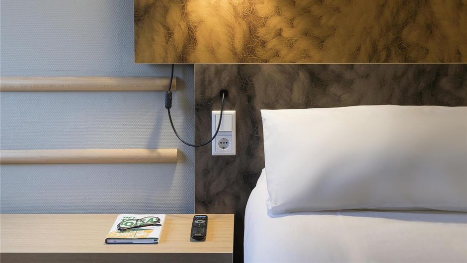 Ibis Hotel Tilburg Room