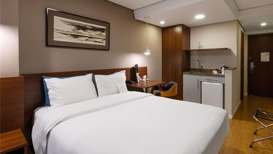 Mercure Apartments Curitiba Golden Room