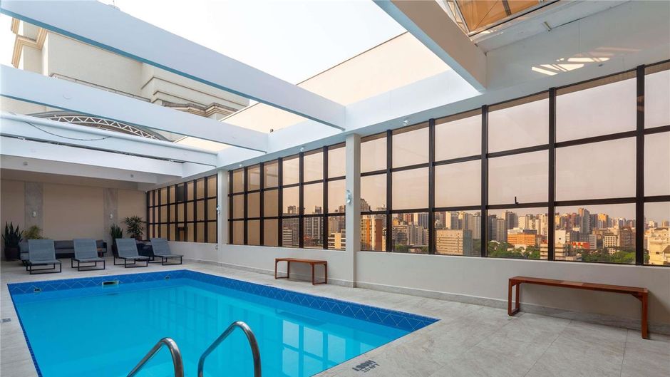 Mercure Apartments Curitiba Golden Pool