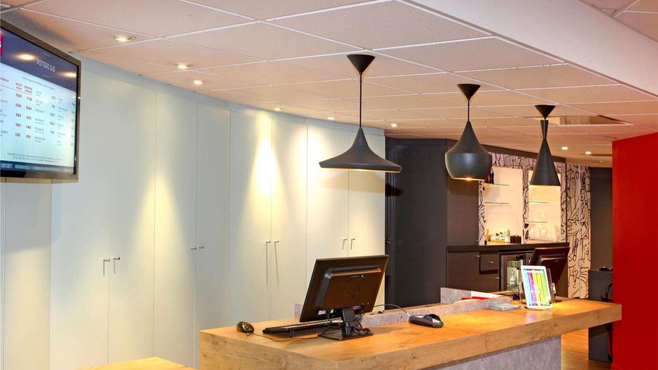 ibis Poitiers South Exterior