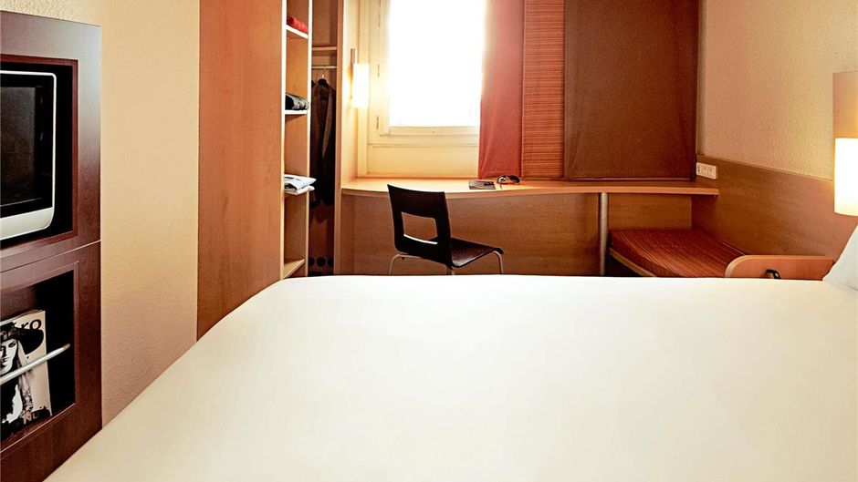 ibis Poitiers South Room
