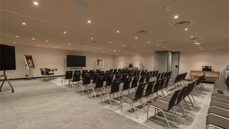 Ibis Beziers Est Mediterranee Meeting