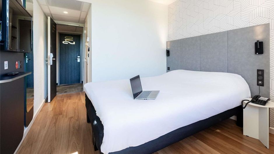 Ibis Beziers Est Mediterranee Room