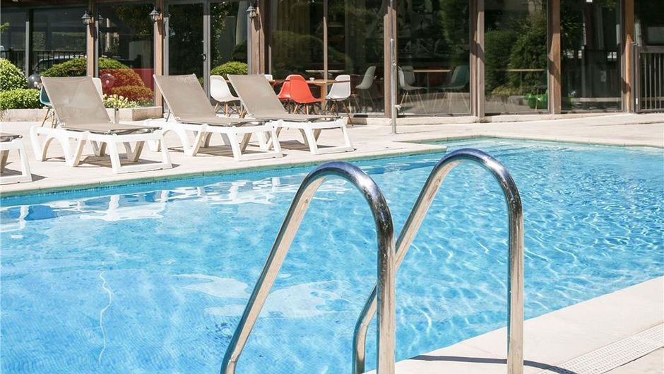 Hotel Ibis Avignon Sud Pool