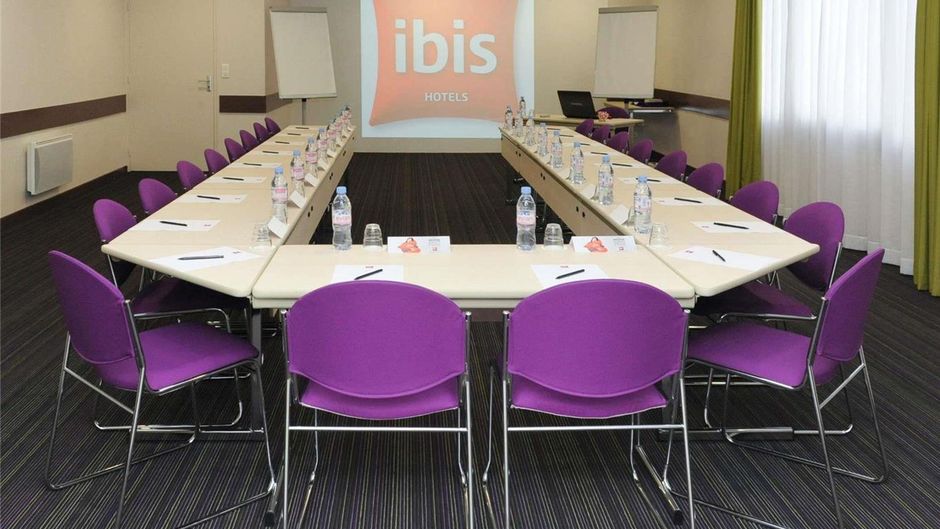 Ibis Chartres Ouest Luce Exterior