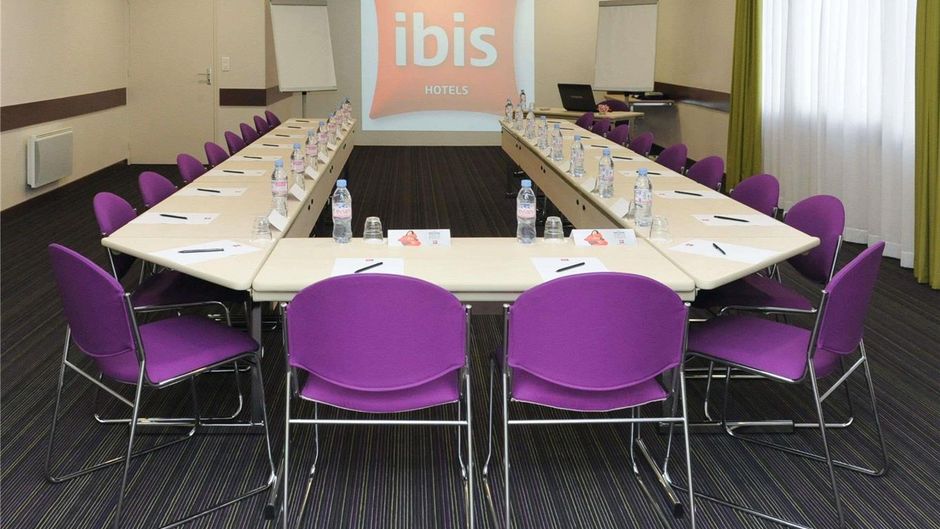 Ibis Chartres Ouest Luce Exterior