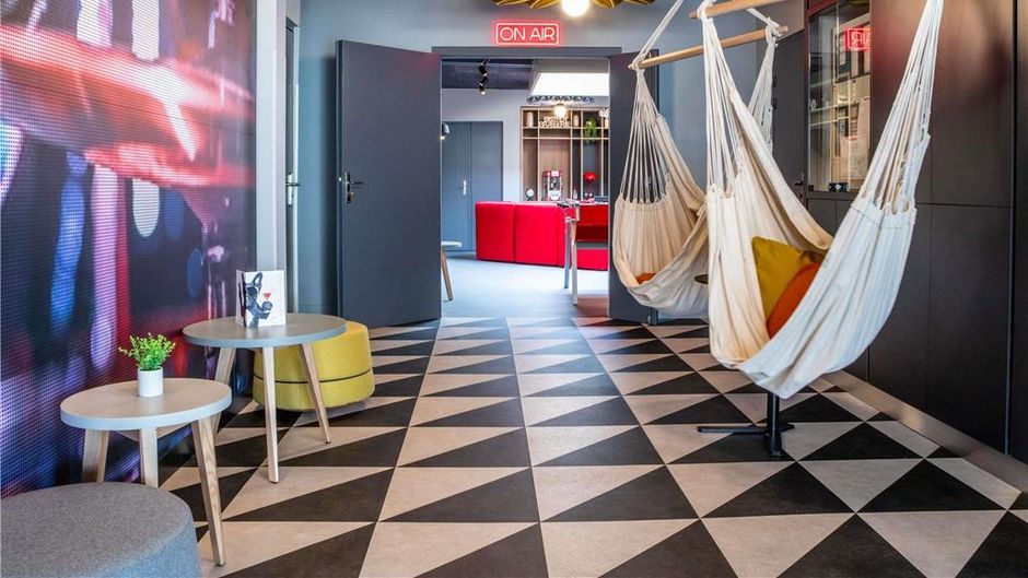 Ibis Hotel Compiegne Sud Exterior
