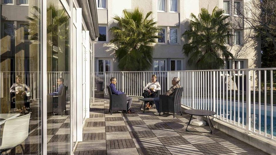 Ibis Arles Pool