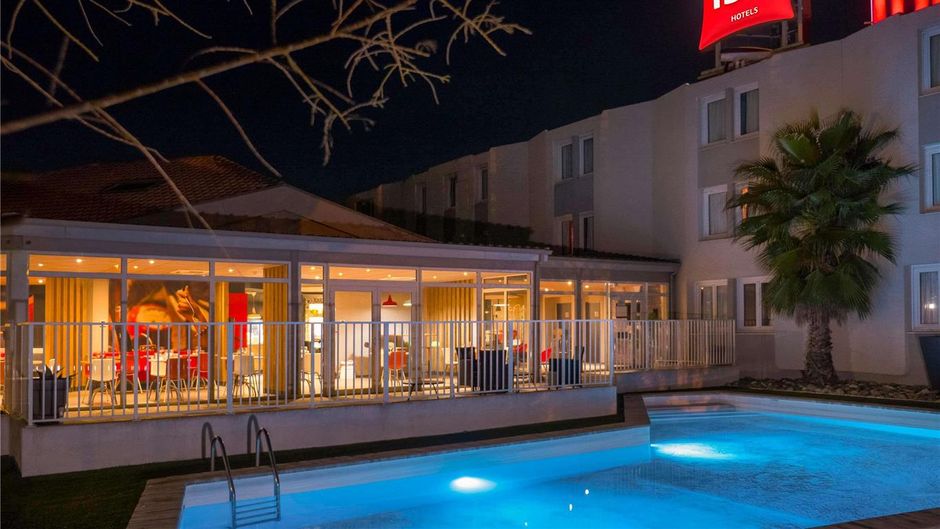 Ibis Arles Exterior
