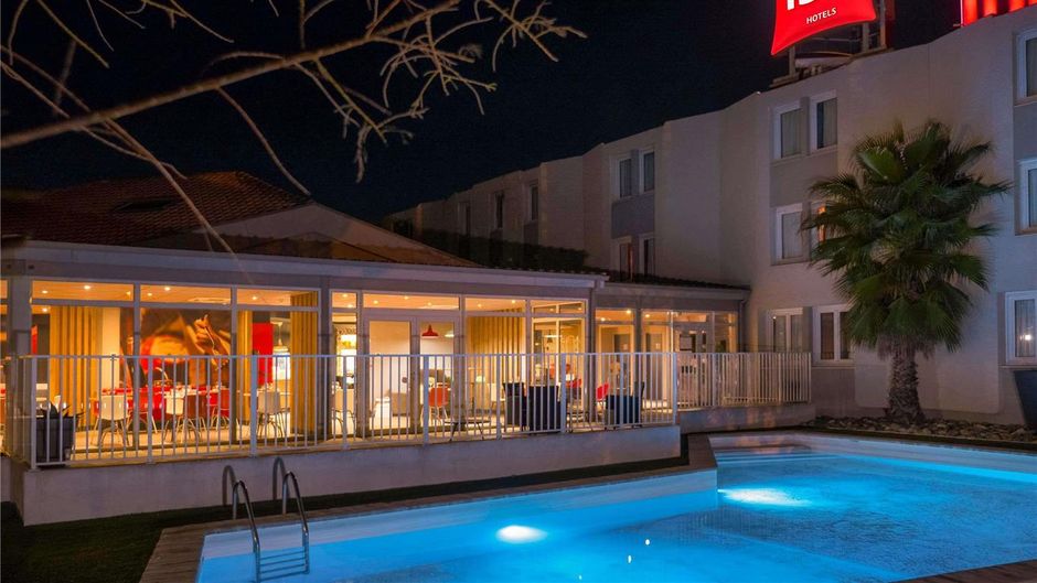 Ibis Arles Exterior