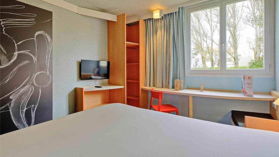 Ibis Poitiers Beaulieu Room
