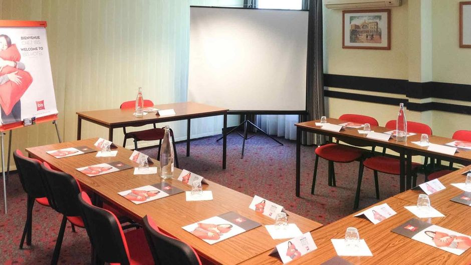 Ibis Poitiers Beaulieu Meeting