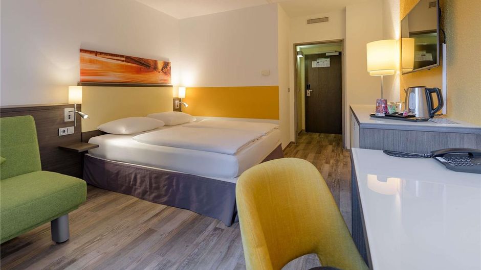 Mercure Hotel Koeln-West Room