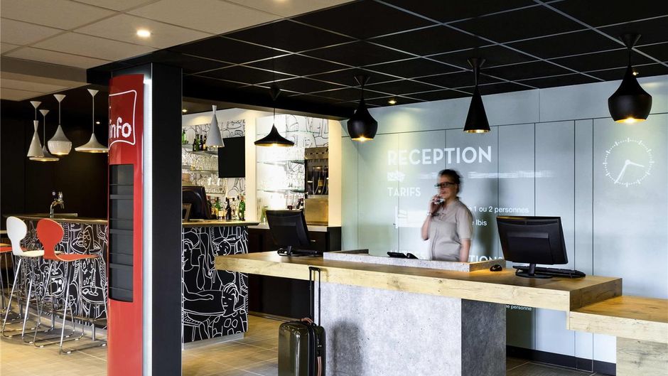 Ibis Hotel Roanne Exterior