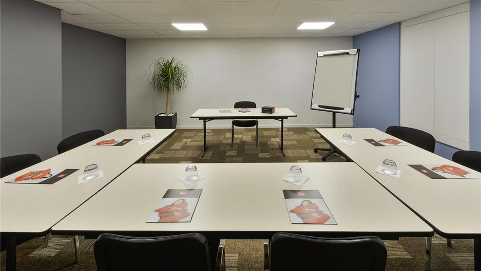 Ibis Hotel Roanne Meeting