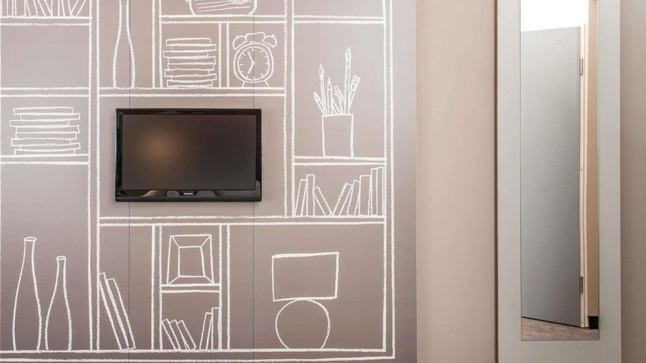 Ibis Hotel St Omer Room