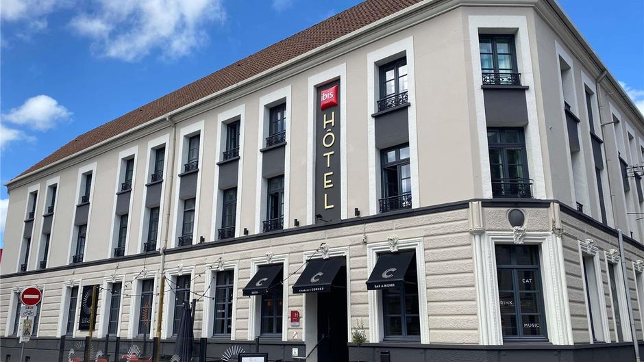Ibis Hotel St Omer Exterior