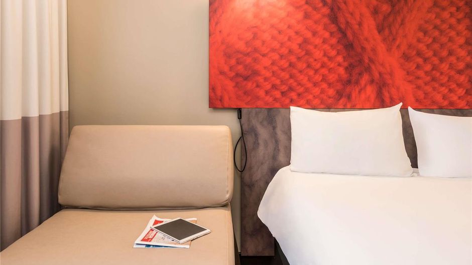 Ibis Hotel St Omer Room