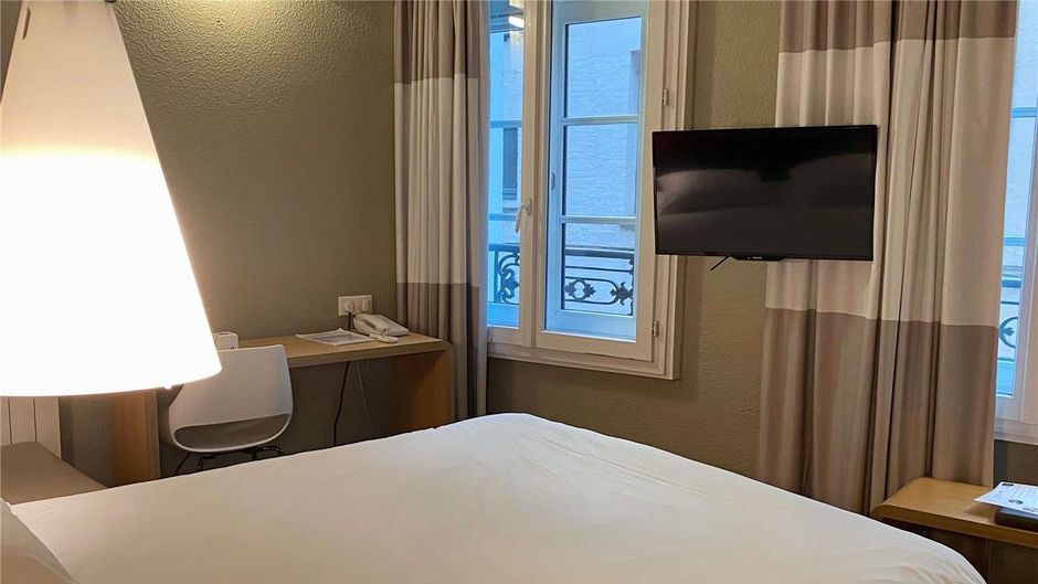 Ibis Hotel St Omer Room