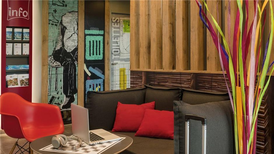 Hotel Ibis Lyon St Rambert D'Albon Exterior
