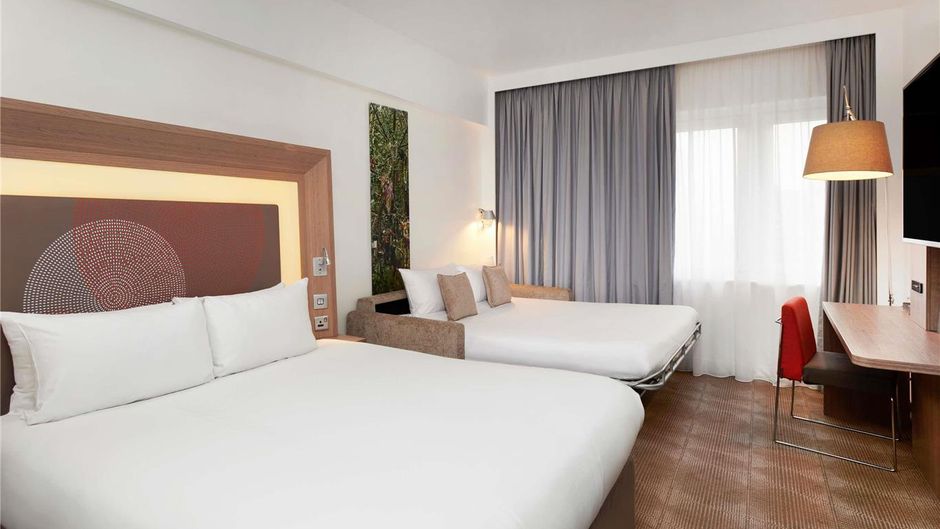Novotel London West Room