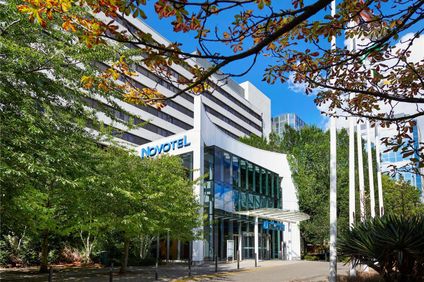 Novotel London West