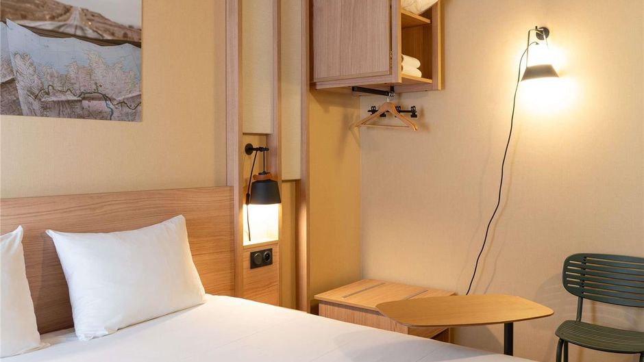 Ibis Styles Rouen Parc Expo Exterior