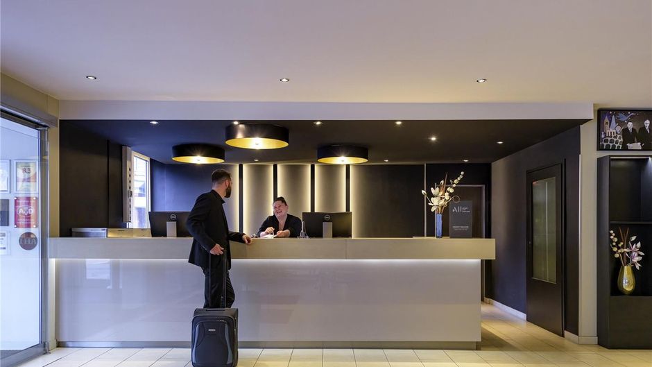 Mercure Hotel Duisburg City Exterior