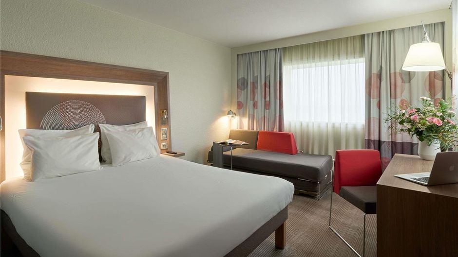Novotel Paris la Defense Room