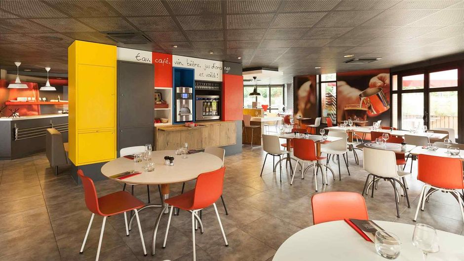 Ibis Paris Evry Restaurant