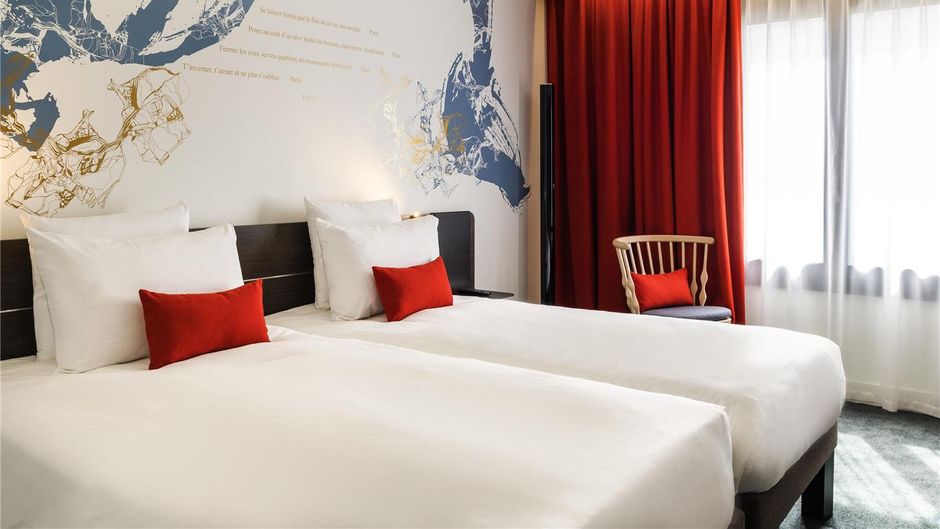 Novotel Paris les Halles Room