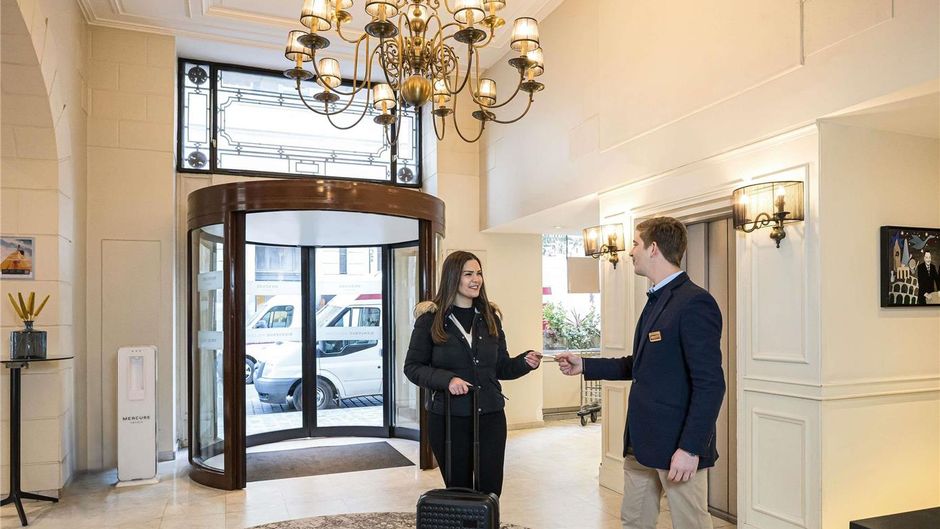 Mercure Centre Le Royal Exterior