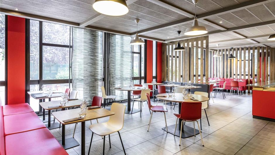 Ibis Bourges Restaurant