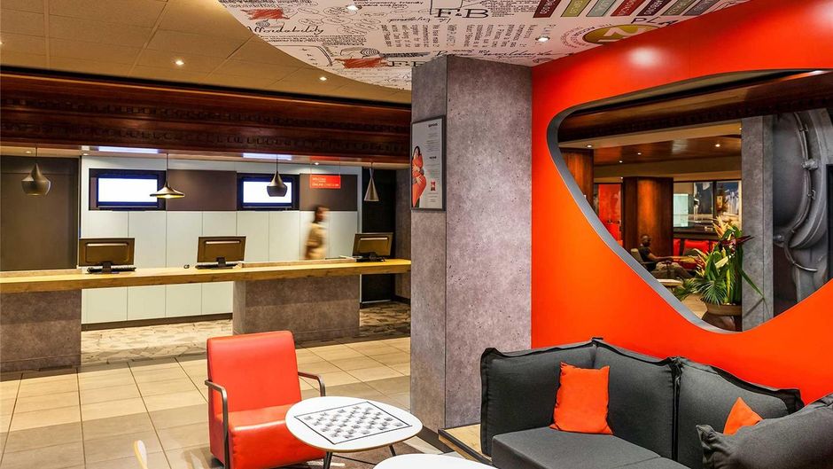 Ibis Douala Exterior