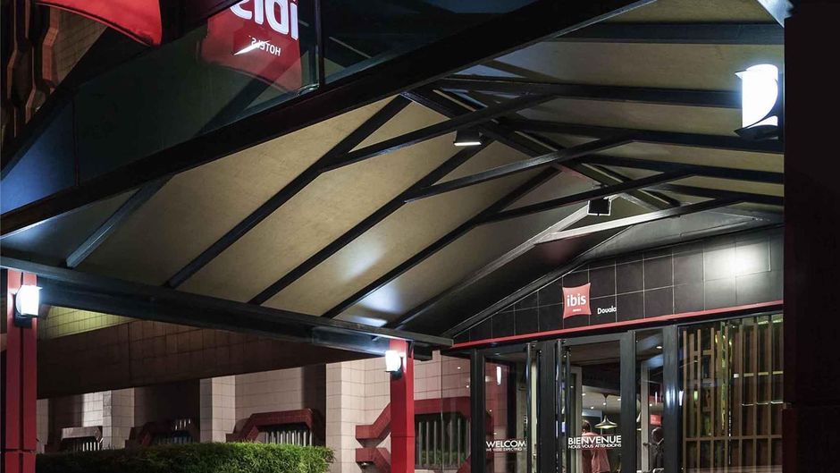 Ibis Douala Exterior