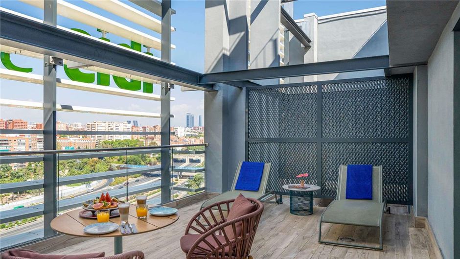 Novotel Madrid City Las Ventas Hotel Room