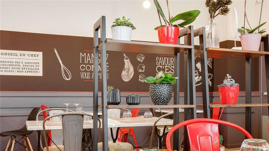 Ibis Hotel Angers Exterior
