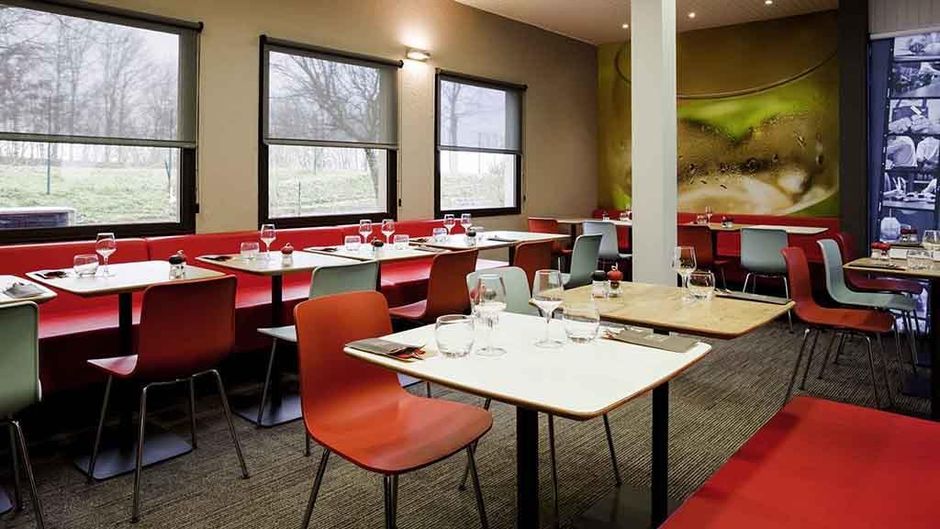 Ibis Provins Restaurant