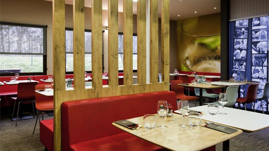 Ibis Provins Restaurant