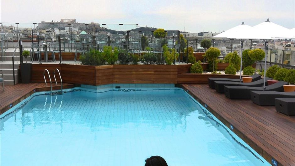 Novotel Athenes Pool