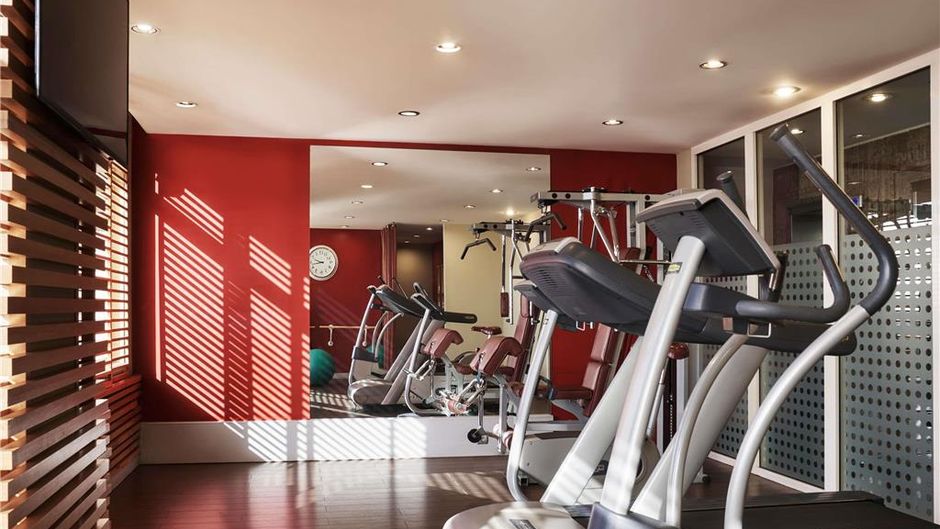 Novotel Athenes Health