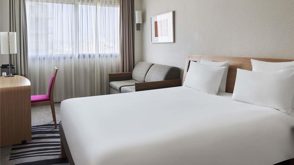 Novotel Athenes Room
