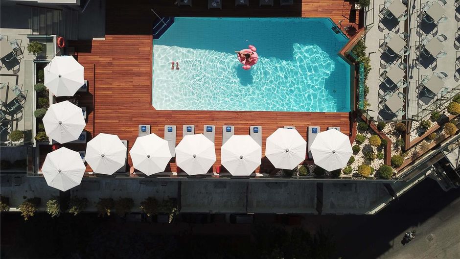 Novotel Athenes Pool